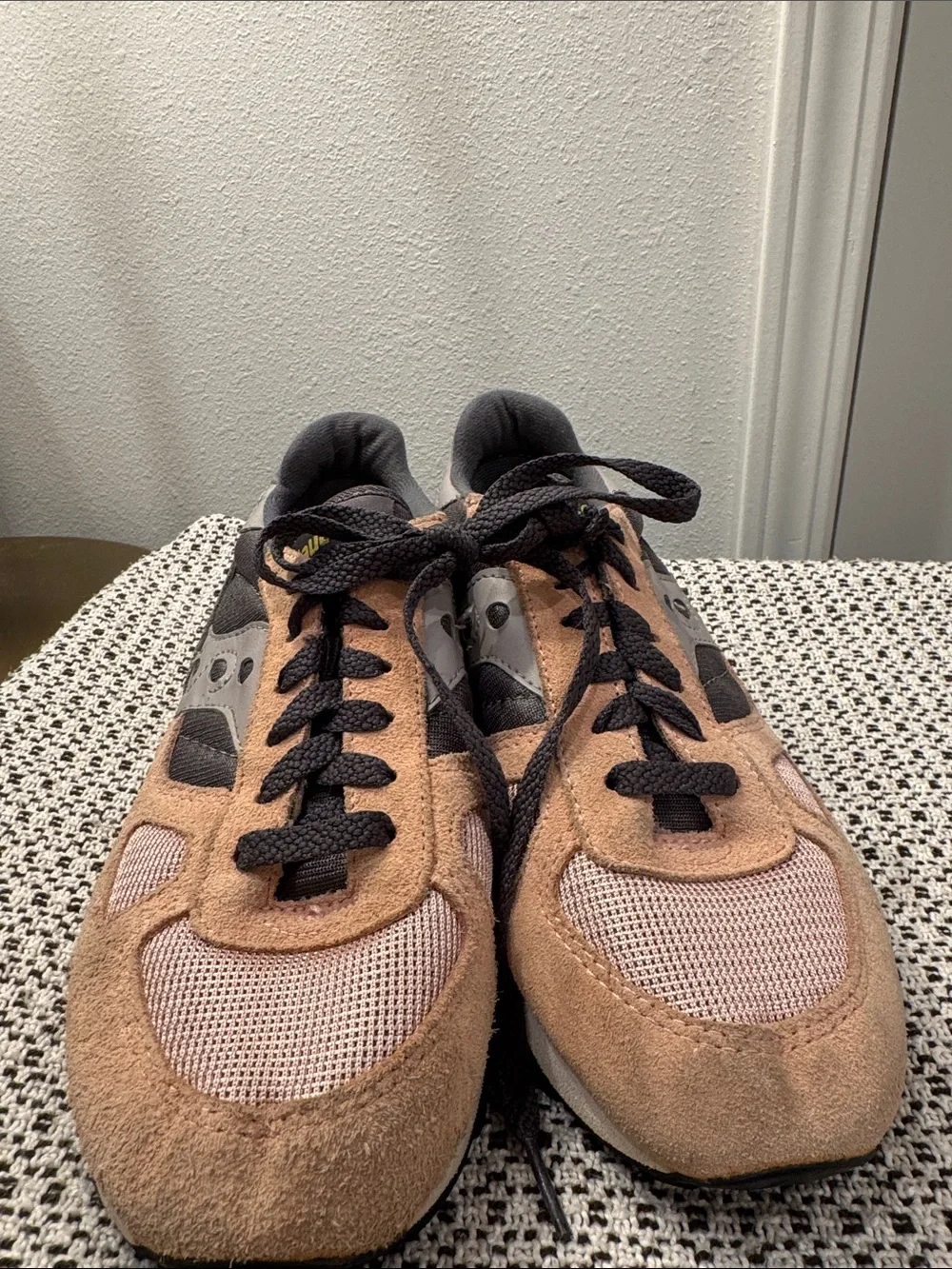 Saucony Women’s Pink, Gray & Yellow Retro Runner Sneakers